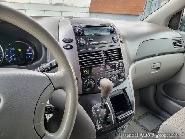 used 2006 Toyota Sienna car, priced at $4,850