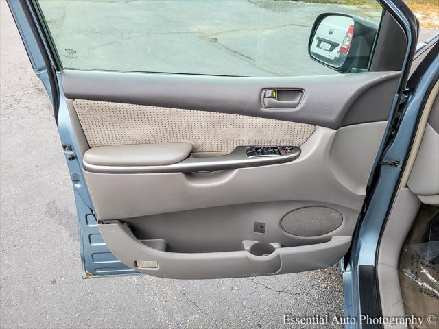 used 2006 Toyota Sienna car, priced at $4,850