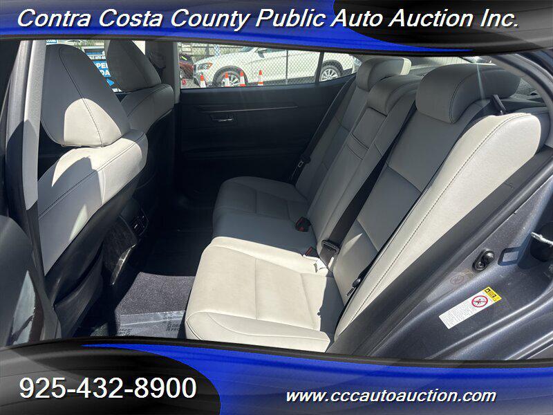 used 2013 Lexus ES 350 car, priced at $12,980
