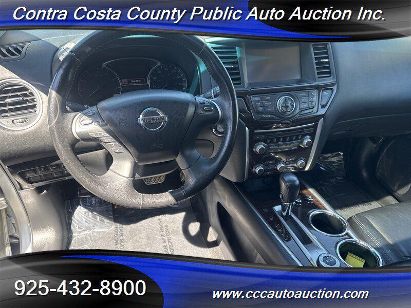 used 2014 Nissan Pathfinder Hybrid car, priced at $9,570