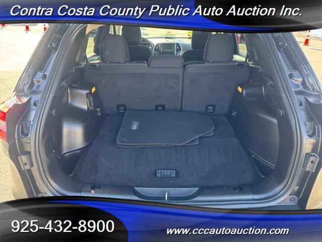 used 2015 Jeep Cherokee car