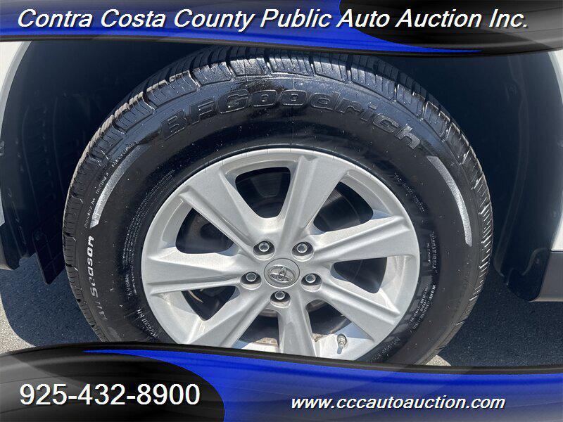 used 2012 Toyota Highlander car, priced at $13,805