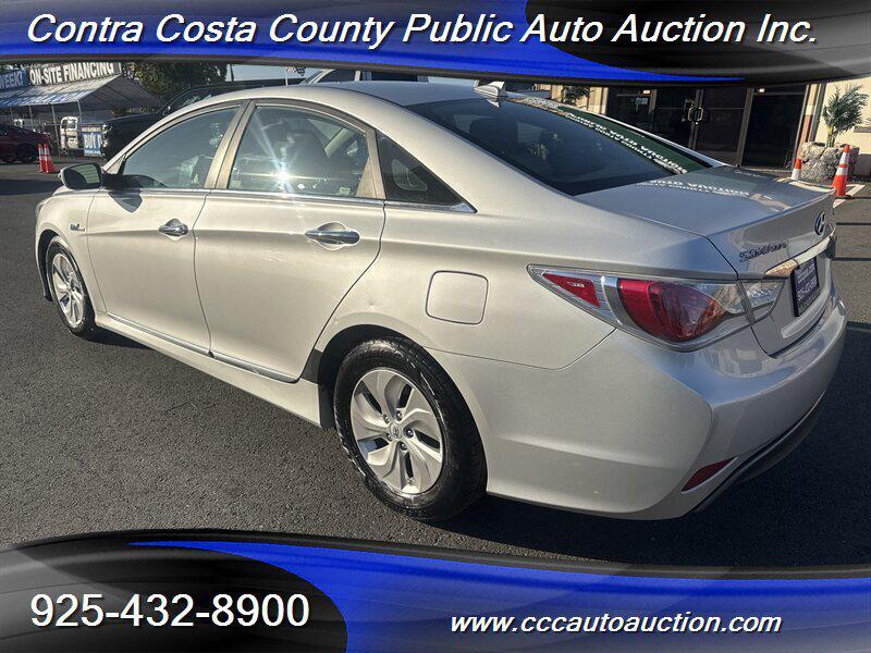 used 2015 Hyundai Sonata Hybrid car, priced at $7,920