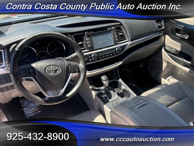 used 2014 Toyota Highlander car, priced at $17,490