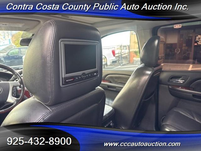 used 2009 Cadillac Escalade ESV car, priced at $9,790