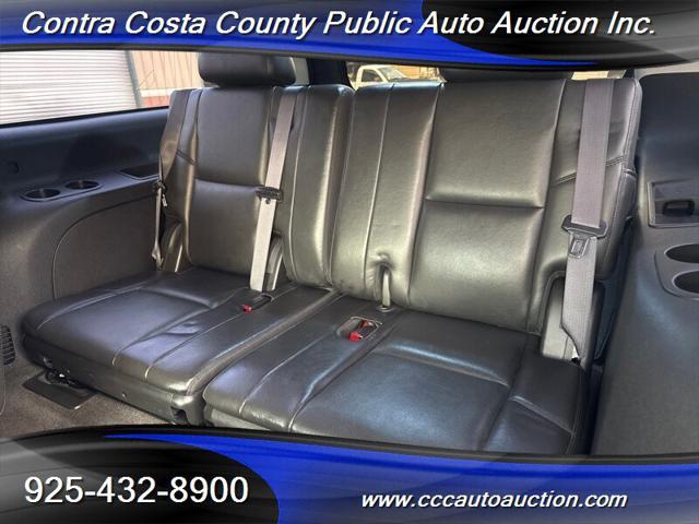 used 2009 Cadillac Escalade ESV car, priced at $9,790