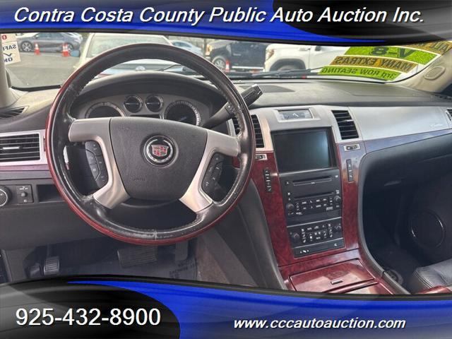 used 2009 Cadillac Escalade ESV car, priced at $9,790