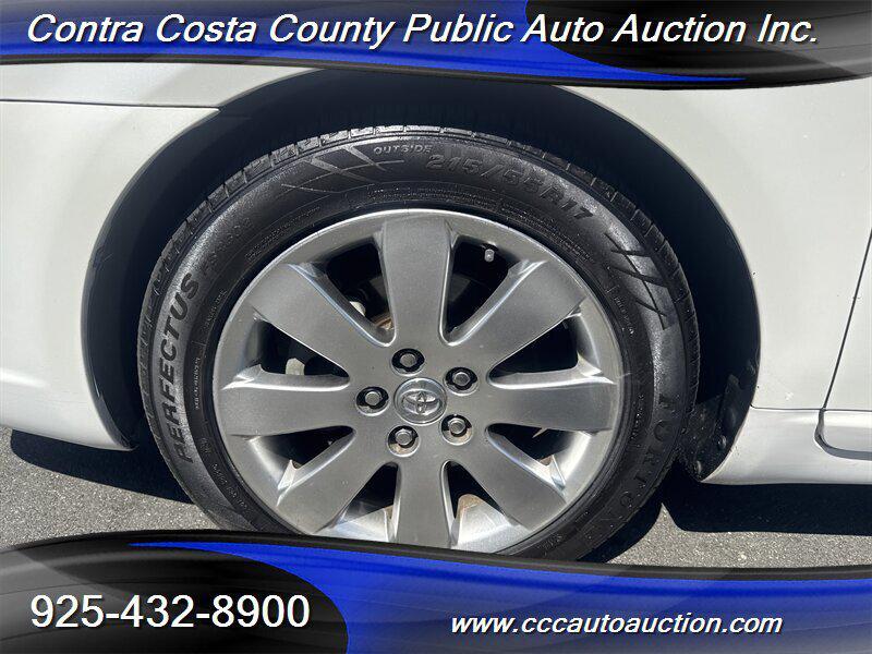 used 2005 Toyota Avalon car, priced at $6,710
