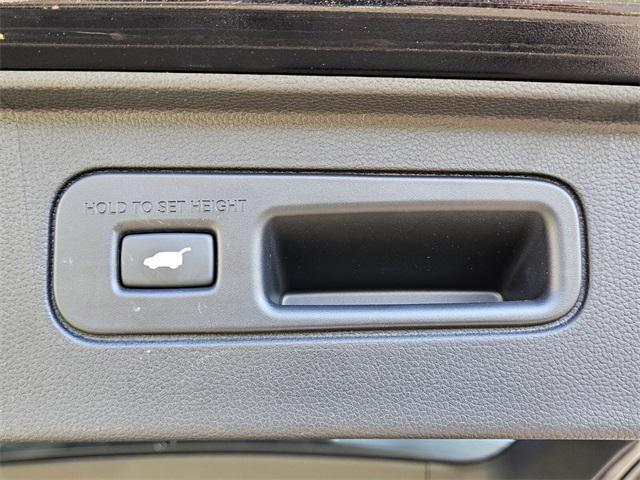 used 2025 Honda Pilot car, priced at $43,000