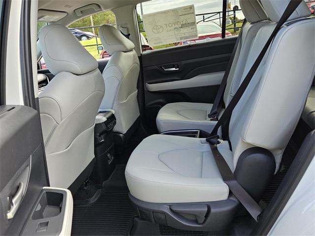 new 2026 Toyota Grand Highlander Hybrid car, priced at $54,157