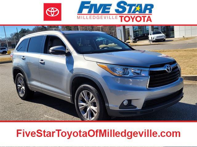 used 2014 Toyota Highlander car, priced at $9,500