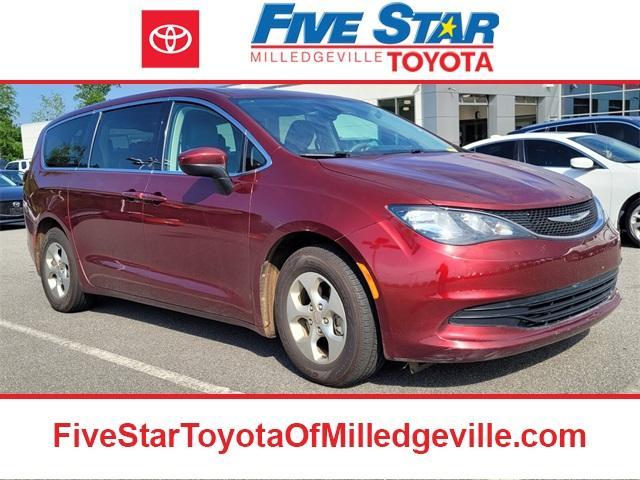 used 2017 Chrysler Pacifica car, priced at $11,500