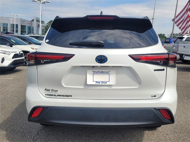 used 2024 Toyota Highlander Hybrid car, priced at $38,500