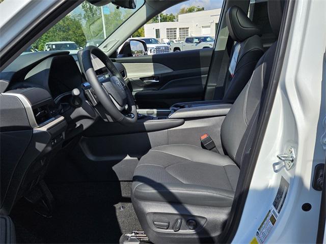 new 2025 Toyota Grand Highlander car, priced at $57,967