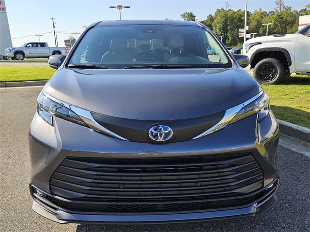 used 2025 Toyota Sienna car, priced at $45,000