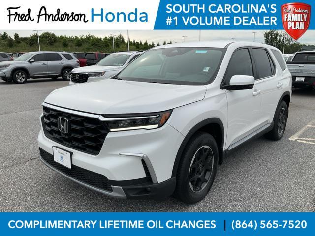 new 2025 Honda Pilot car, priced at $44,930