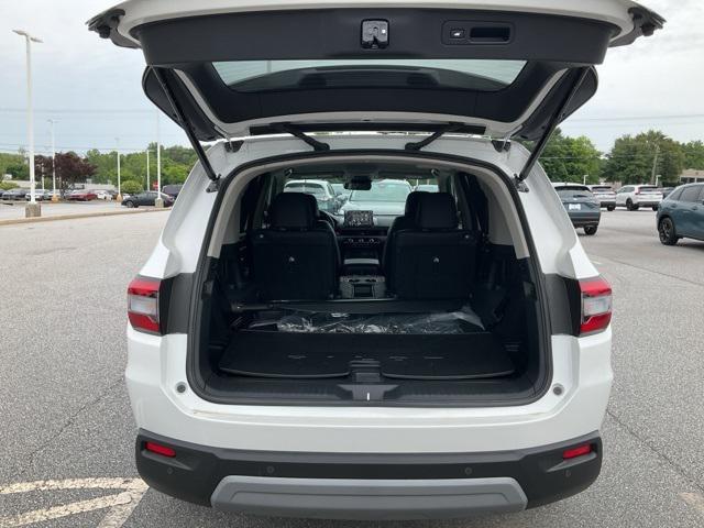 new 2025 Honda Pilot car, priced at $44,930
