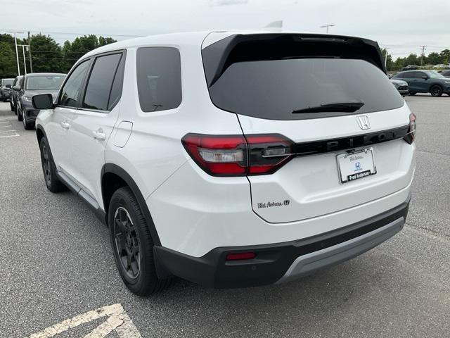 new 2025 Honda Pilot car, priced at $44,930