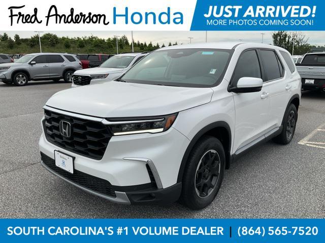 new 2025 Honda Pilot car, priced at $44,930