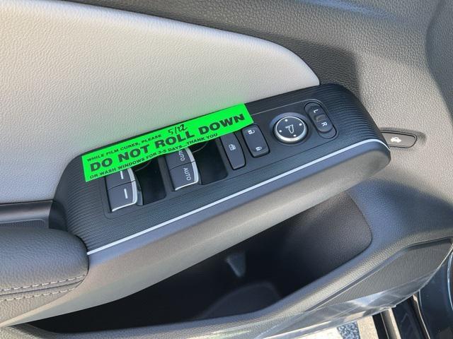 new 2025 Honda Civic Hybrid car, priced at $31,235