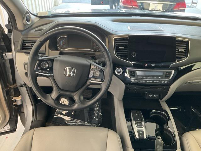 used 2022 Honda Pilot car, priced at $32,735