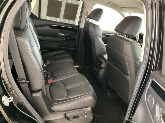 used 2025 Honda Pilot car, priced at $41,494