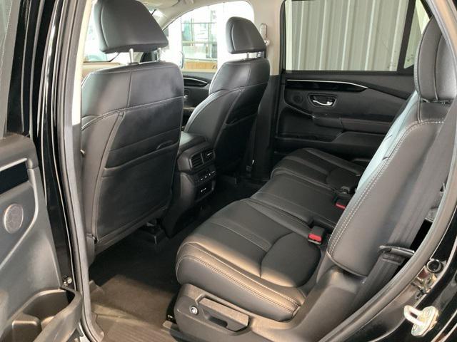 used 2025 Honda Pilot car, priced at $41,494