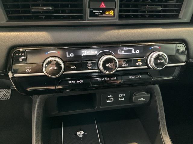 used 2025 Honda Pilot car, priced at $41,494