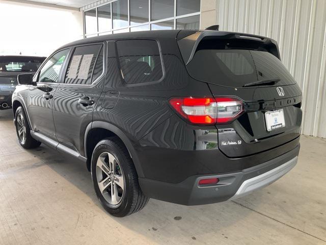 used 2025 Honda Pilot car, priced at $41,494