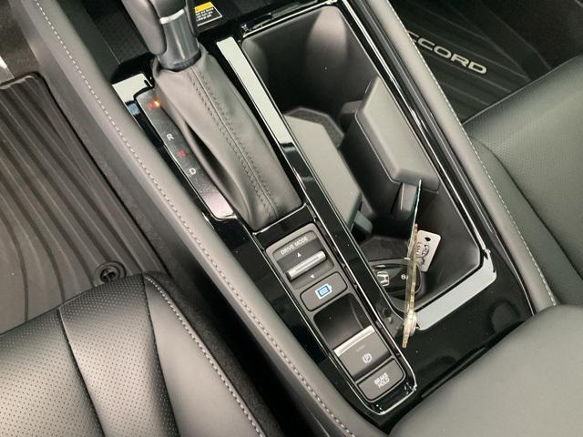 new 2025 Honda Accord Hybrid car, priced at $37,736