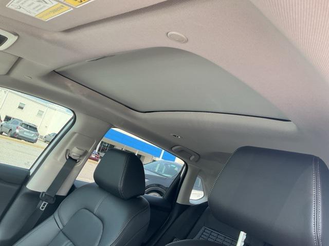 new 2025 Honda HR-V car, priced at $30,607
