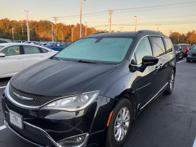 used 2017 Chrysler Pacifica car, priced at $11,891