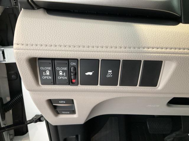 new 2026 Honda Odyssey car, priced at $42,179