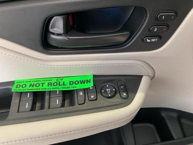 new 2026 Honda Odyssey car, priced at $42,179