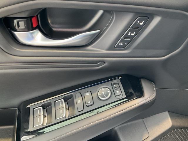new 2025 Honda Accord Hybrid car, priced at $37,736