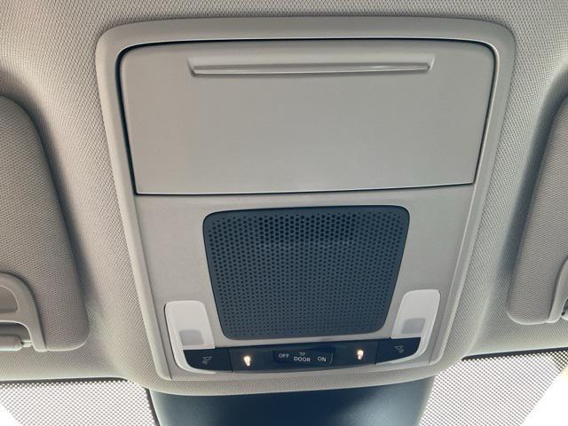 new 2025 Honda Pilot car, priced at $44,811