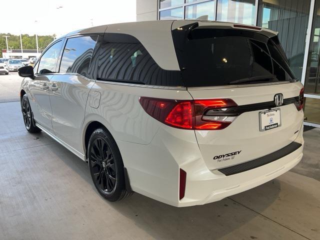 new 2026 Honda Odyssey car, priced at $43,211