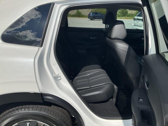 new 2025 Honda HR-V car, priced at $30,058