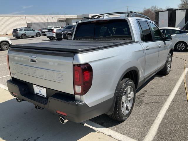 new 2025 Honda Ridgeline car, priced at $43,680