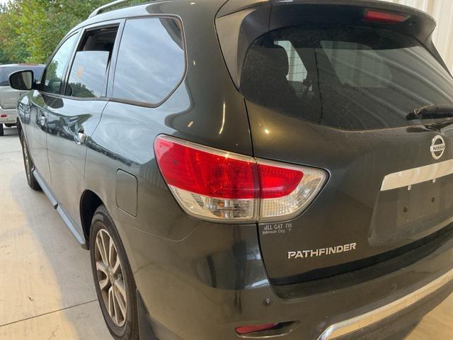 used 2016 Nissan Pathfinder car, priced at $7,398