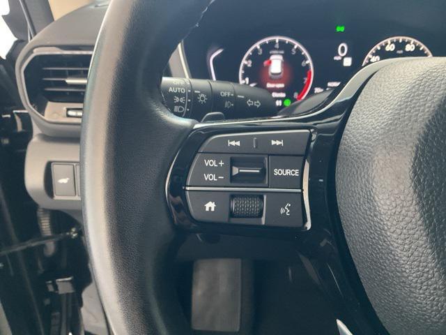 used 2023 Honda Pilot car, priced at $37,580