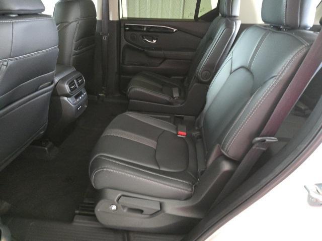 used 2024 Honda Pilot car, priced at $40,230