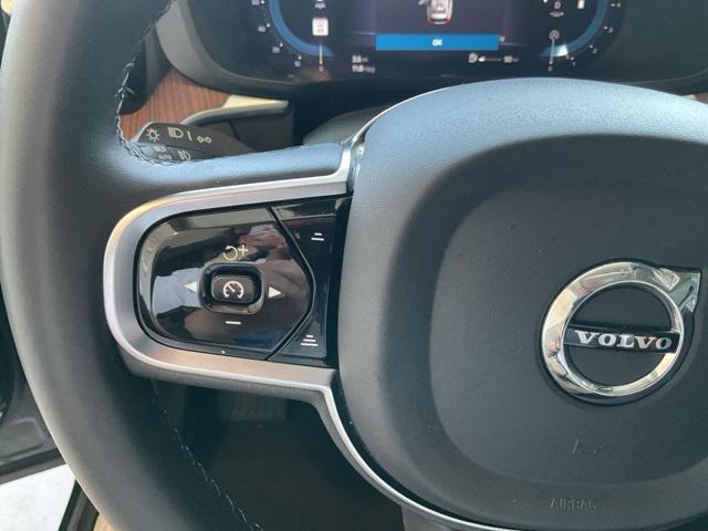 used 2024 Volvo XC60 car, priced at $32,528