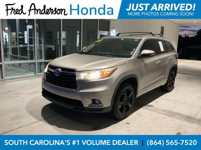 used 2015 Toyota Highlander car, priced at $15,752