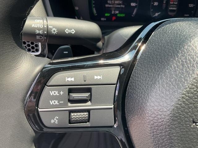 new 2025 Honda Civic Hybrid car, priced at $31,235