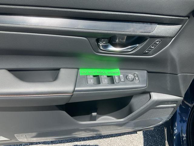 new 2025 Honda CR-V Hybrid car, priced at $37,203