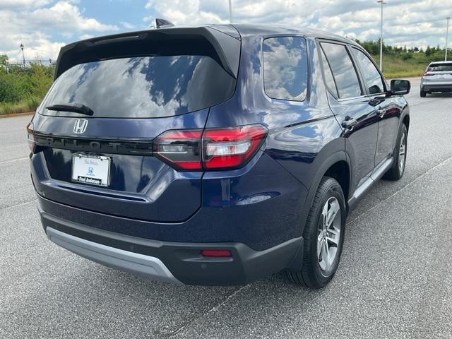 new 2025 Honda Pilot car, priced at $43,041