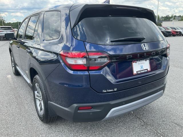 new 2025 Honda Pilot car, priced at $43,041
