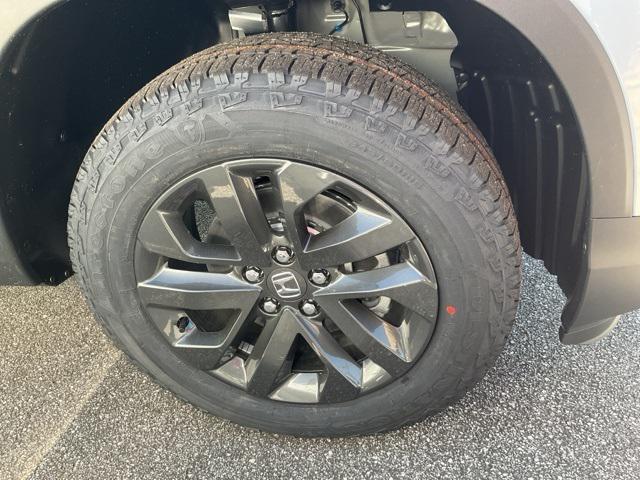new 2025 Honda Ridgeline car, priced at $40,555