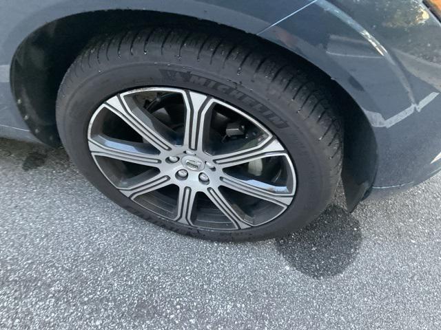 used 2021 Volvo XC60 car, priced at $28,596